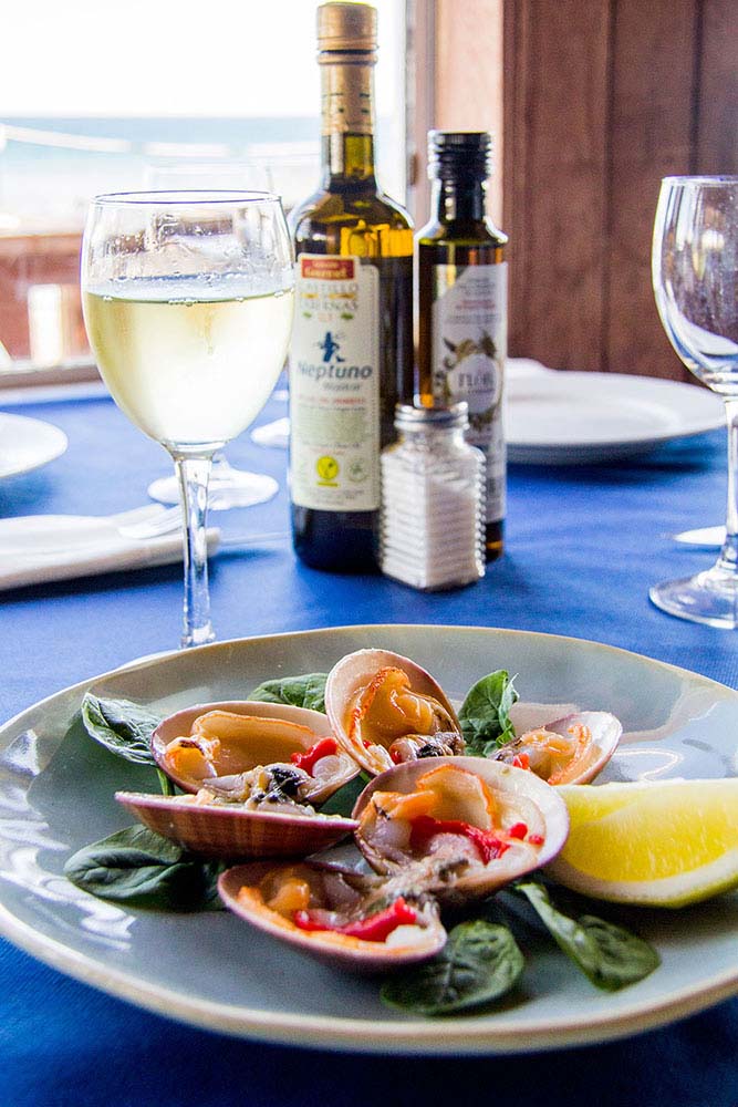 nueva temporada en Neptuno maridajes perfectos en el restaurante de mojacar