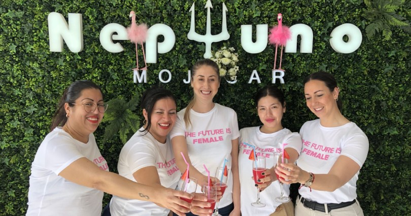 dia de la mujer 2023 restaurante neptuno share